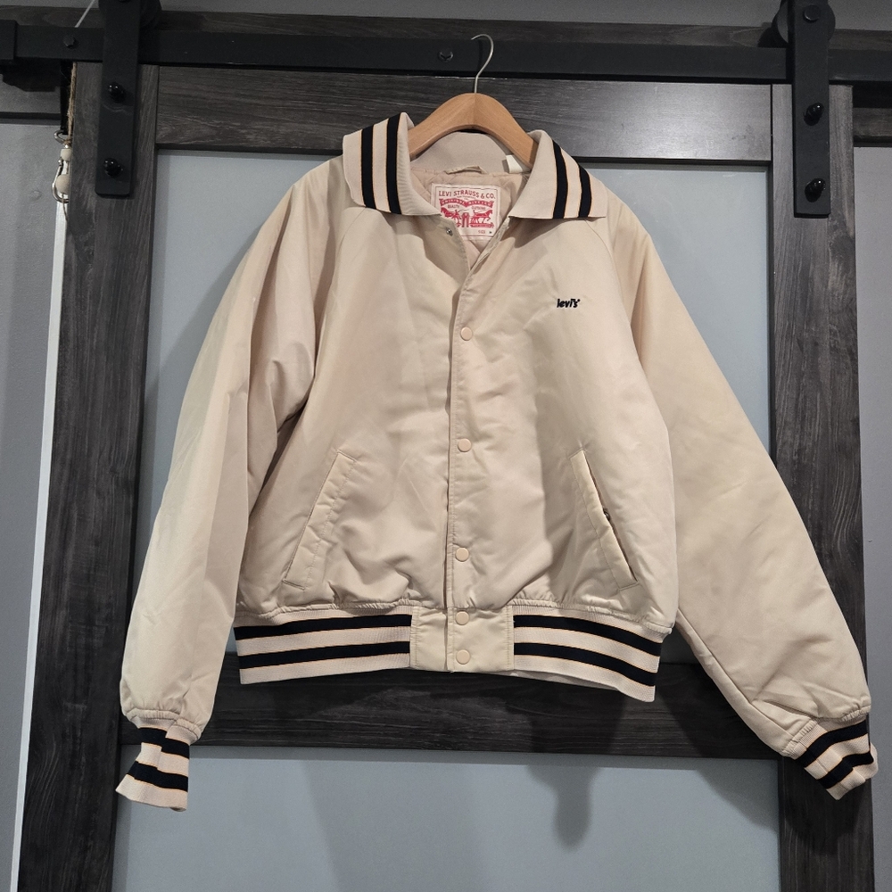 Levi’s After School Tan Jacket Medium  Oversize Varsity Baseball Jacket